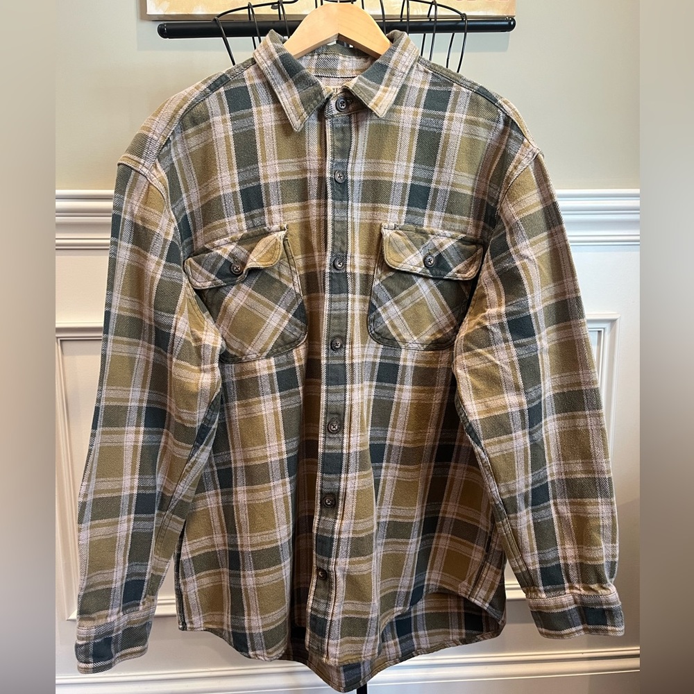 Men’s Duluth Trading Co. XL shirt, Used
